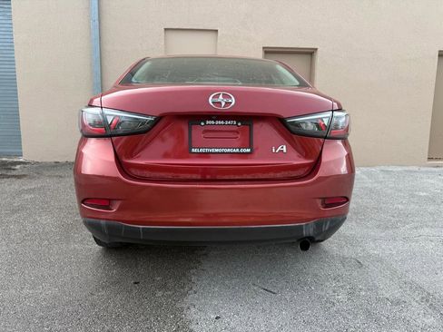 Used 2016 Scion iA FWD image 4
