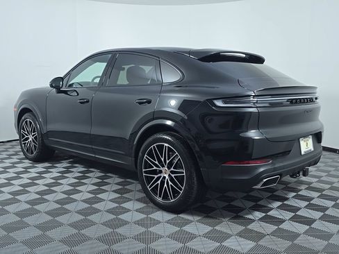 Certified 2026 Porsche Cayenne Coupe AWD/4WD image 3