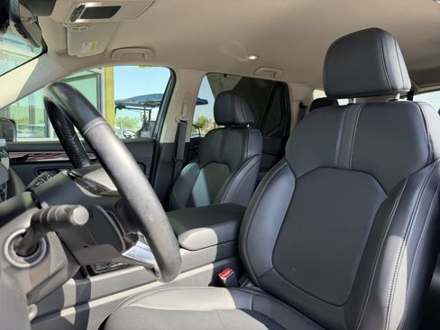 Used 2024 Honda Pilot EX-L image 35