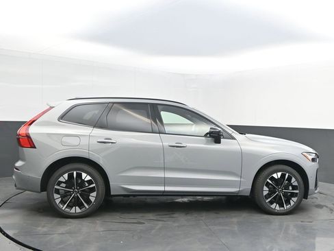 New 2026 Volvo XC60 B5 Plus w/ Protection Package Premier image 8