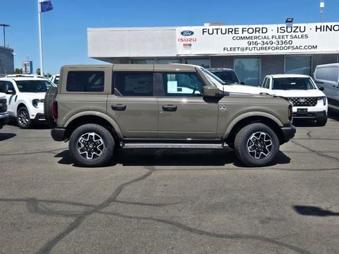 New 2026 Ford Bronco Outer Banks AWD/4WD image 3