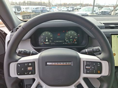 New 2026 Land Rover Defender 110 S image 18