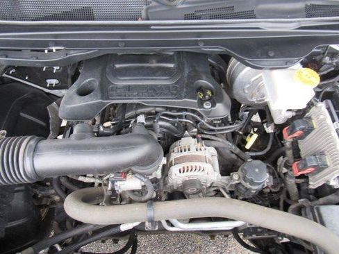 Used 2019 RAM 1500 Tradesman AWD/4WD image 53