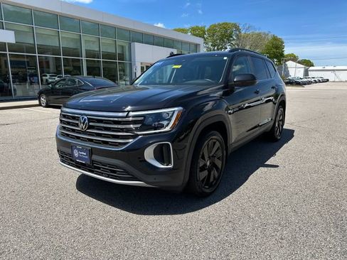 Certified 2024 Volkswagen Atlas SE AWD/4WD image 3