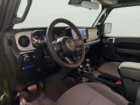 Used 2024 Jeep Wrangler Unlimited w/ Convenience Group AWD/4WD image 65