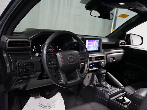 Certified 2025 Toyota Tacoma SR image 11
