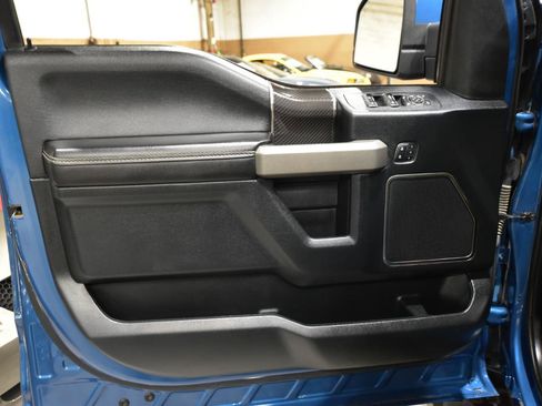Used 2019 Ford F150 Raptor w/ Equipment Group 802A Luxury AWD/4WD image 18