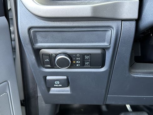 Used 2024 Ford F150 XL image 15