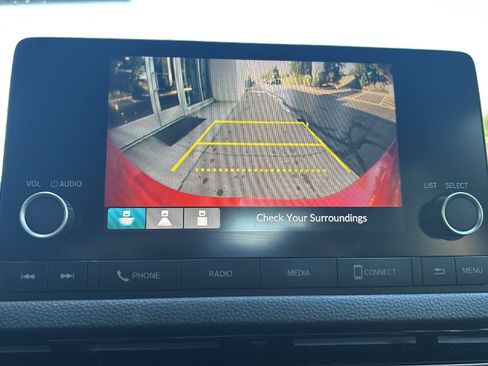 Used 2023 Honda Civic Sport image 14