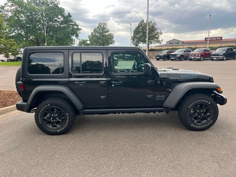 Used 2023 Jeep Wrangler Unlimited w/ Cold Weather Group AWD/4WD image 6