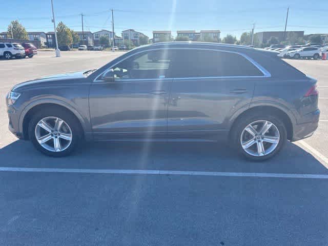 Used 2019 Audi Q8 Premium w/ Convenience Package AWD/4WD image 2