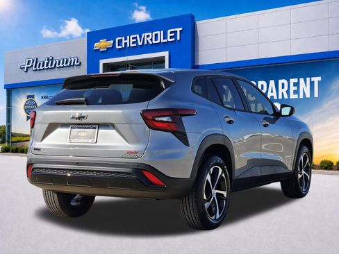 New 2026 Chevrolet Trax RS w/ Driver Confidence Package FWD image 5