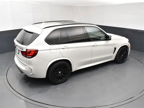 Used 2018 BMW X5 M image 18