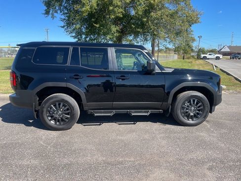 Used 2025 Toyota Land Cruiser 1958 image 9