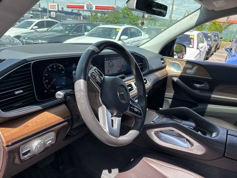 Used 2020 Mercedes-Benz GLE 350 4MATIC w/ Premium Package image 34