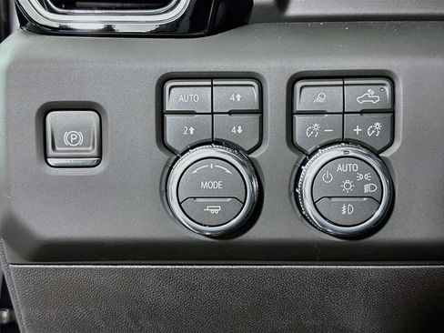 New 2026 GMC Sierra 1500 Denali AWD/4WD image 10