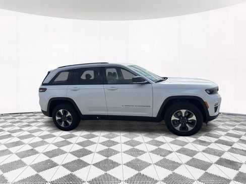 Used 2023 Jeep Grand Cherokee 4WD 4xe image 6