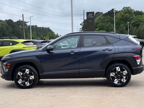 Certified 2025 Hyundai Kona SEL AWD/4WD image 11