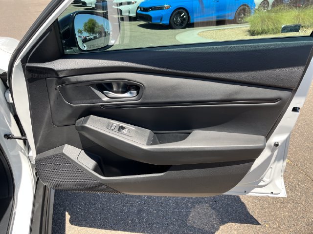 Certified 2025 Honda Accord SE image 17