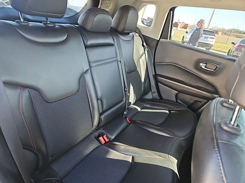 Used 2020 Jeep Compass Trailhawk AWD/4WD image 20