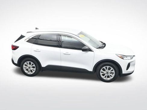 Used 2024 Ford Escape Active w/ Cold Weather Package image 27