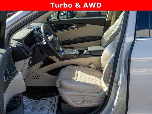 Used 2020 Lincoln Nautilus Reserve w/ Equipment Group 201A image 19