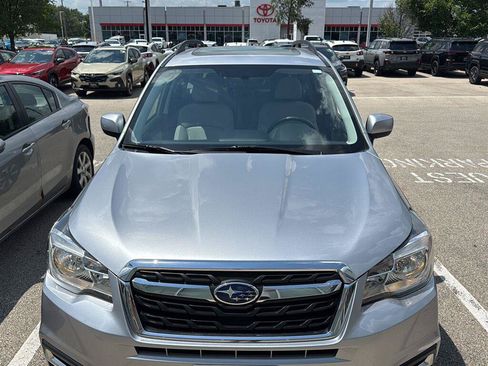 Used 2018 Subaru Forester 2.5i Premium w/ All-Weather Package AWD/4WD image 3