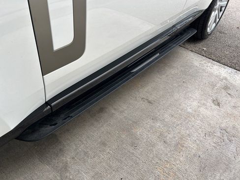 Used 2023 Land Rover Range Rover SE image 20