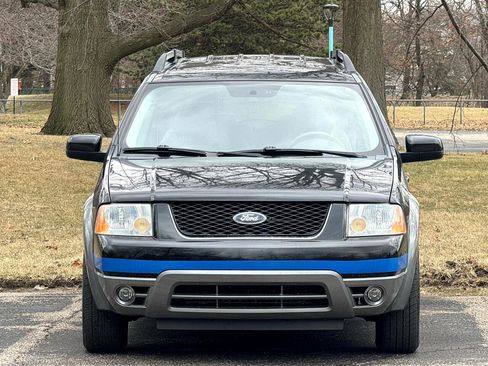 Used 2006 Ford Freestyle SEL image 10