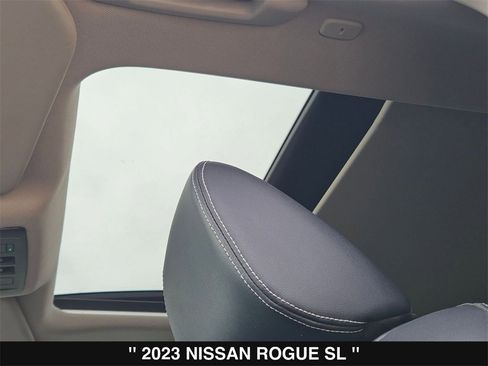Used 2023 Nissan Rogue SL w/ SL Premium Package image 39