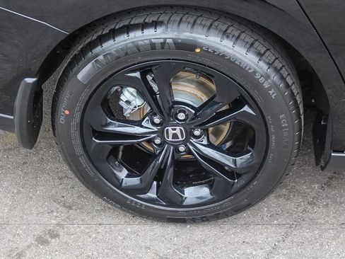 Used 2025 Honda Accord SE image 12