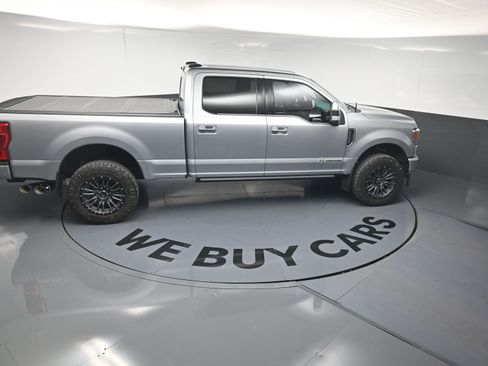 Used 2022 Ford F250 Platinum w/ FX4 Off-Road Package AWD/4WD image 24
