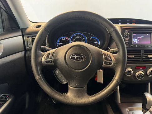 Used 2012 Subaru Forester 2.5X Limited AWD/4WD image 11