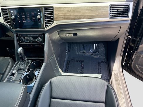 Used 2023 Volkswagen Atlas SE FWD image 18