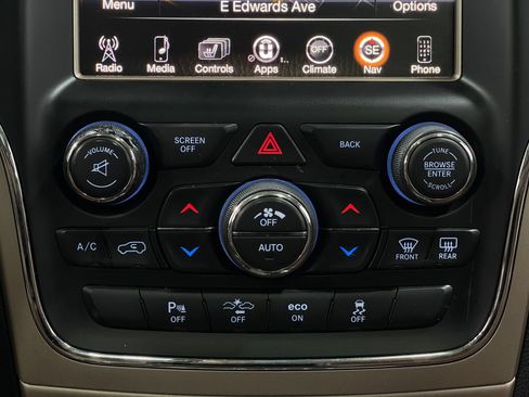 Used 2015 Jeep Grand Cherokee Summit w/ Platinum Series Group AWD/4WD image 23