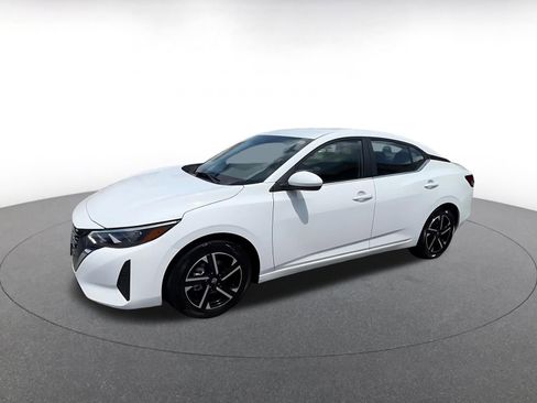 Used 2025 Nissan Sentra SV FWD image 7