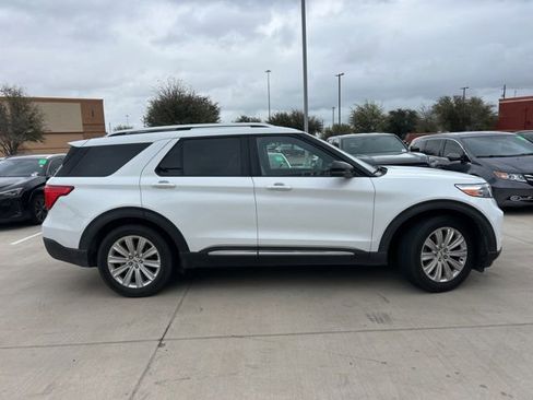 Used 2020 Ford Explorer Limited image 2