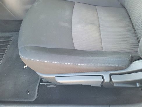 Used 2022 Nissan Sentra SV image 26