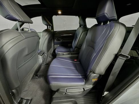 Certified 2026 INFINITI QX60 Sport w/ Dark Cargo Package AWD/4WD image 33