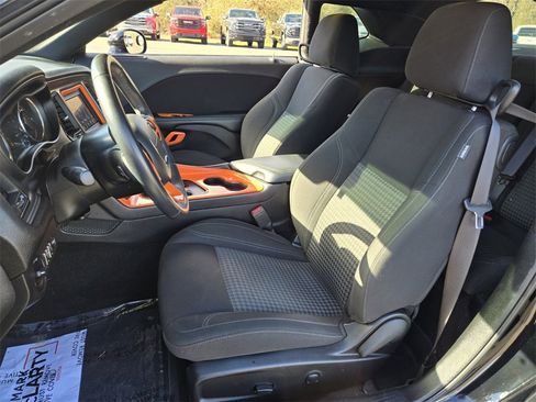 Used 2023 Dodge Challenger SXT image 12