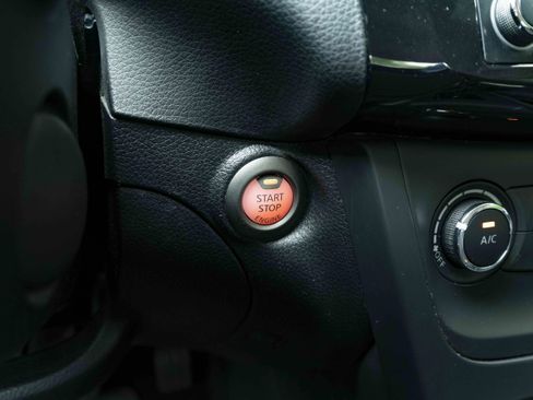 Used 2017 Nissan Sentra SV FWD image 24