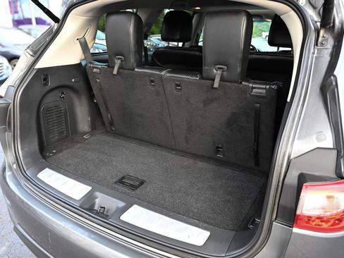 Used 2015 INFINITI QX60 AWD w/ Premium Package image 9