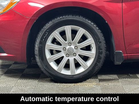 Used 2013 Chrysler 200 Touring w/ Cold Weather Group FWD image 8