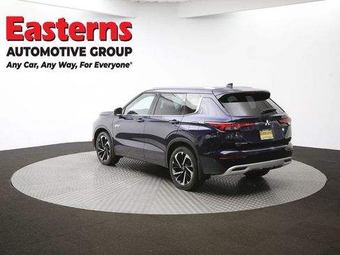 Used 2023 Mitsubishi Outlander SEL image 64