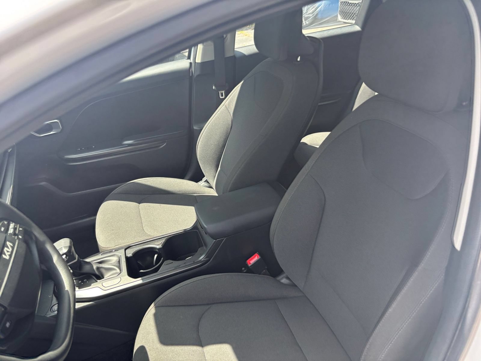 Used 2026 Kia K4 FWD image 31