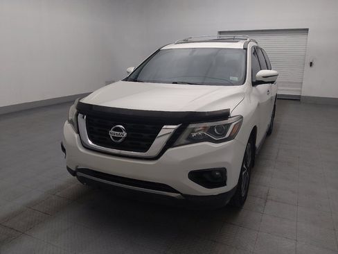 Used 2017 Nissan Pathfinder Platinum FWD image 15