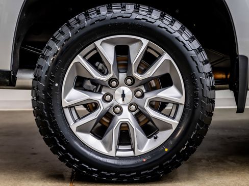 Used 2021 Chevrolet Silverado 1500 RST image 37