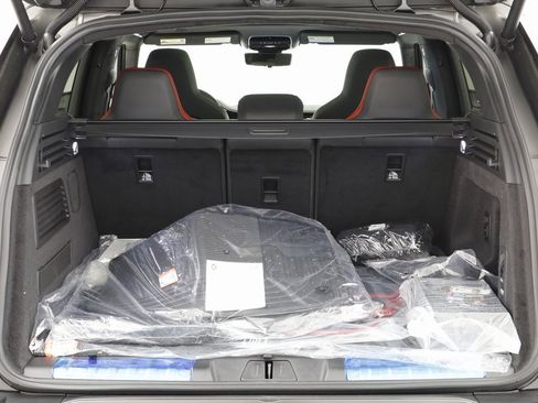 New 2025 Land Rover Range Rover Sport SV Edition Two image 17