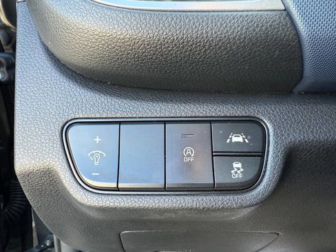 Used 2022 Kia Seltos Nightfall Edition image 22