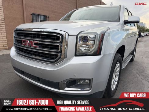 Used 2017 GMC Yukon SLT image 5
